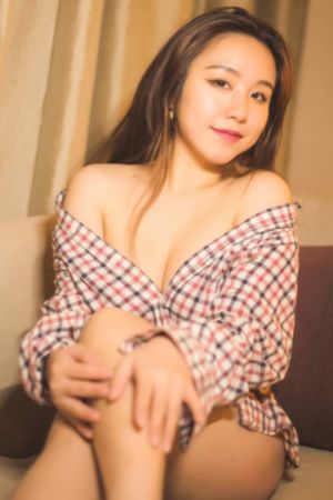 胸部丰满的妈妈2